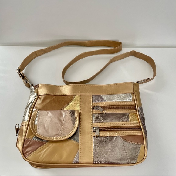 NWOT 100% Lamb Leather - Gold and Silver Metallic Quilt Style Shoulder Bag - Picture 2 of 10